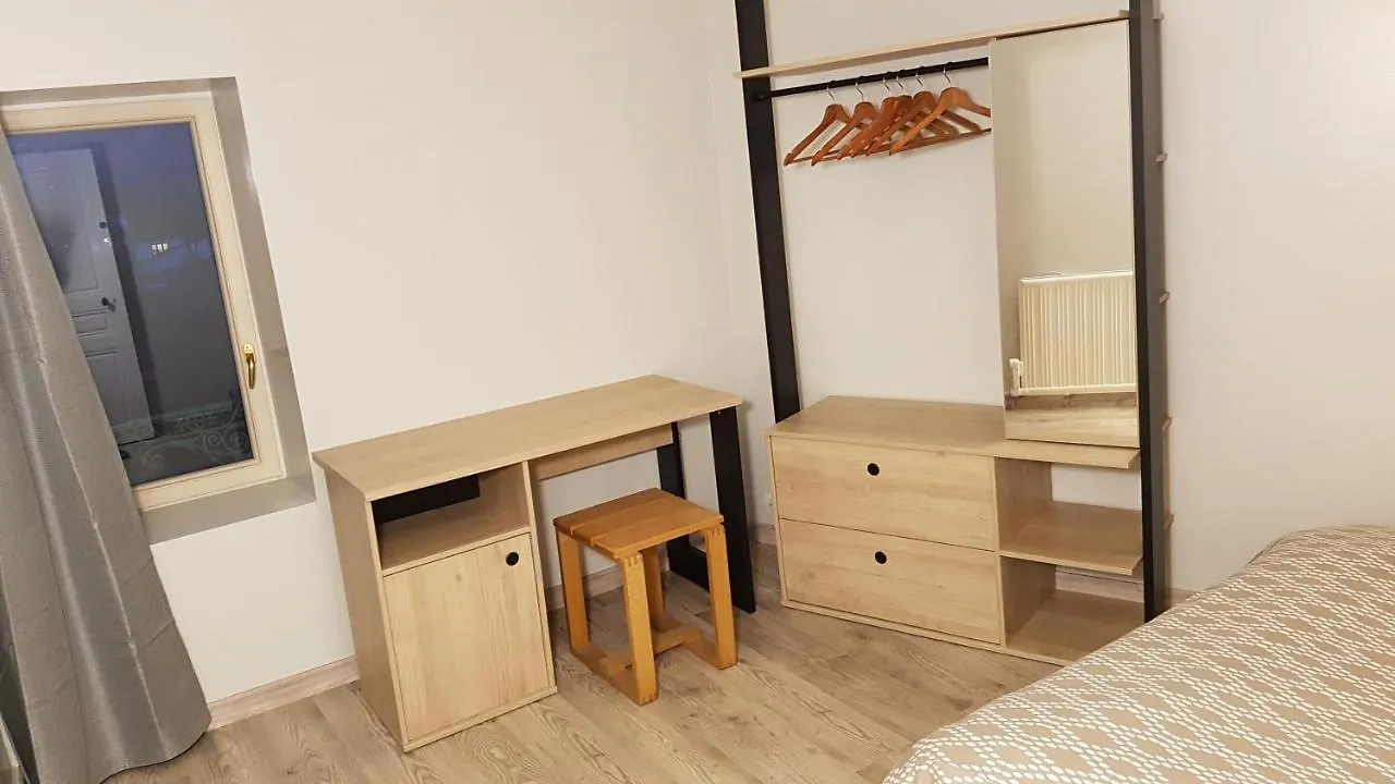 Grand studio et jolies chambres à louer Passins France