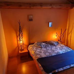 Couette-café Aux étoiles De Moranges, Saint-Germain-l'Herm