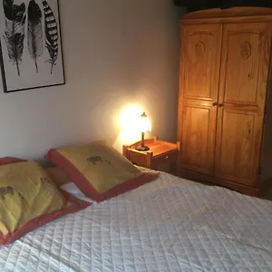 Couette-café D'hotes Dans Les Gorges De La Sioule, Chouvigny
